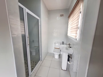 3 Bedroom Garden Flat