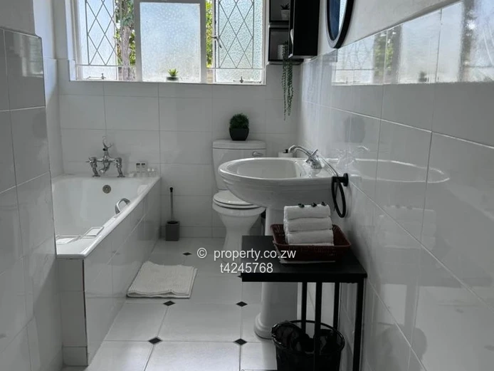 Eastlea 4 bedroom house to rent 