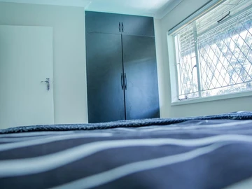 3 Bedroom Flat & Apartment