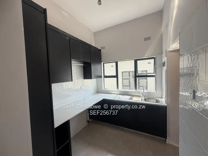 Spacious 3-Bed Face-Brick Home in Secure Hatfield Complex – $800/pm
