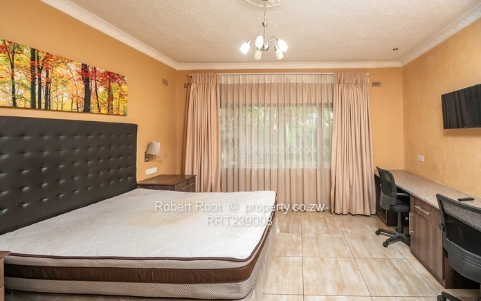 Stunning 2 bed furnished apartment!