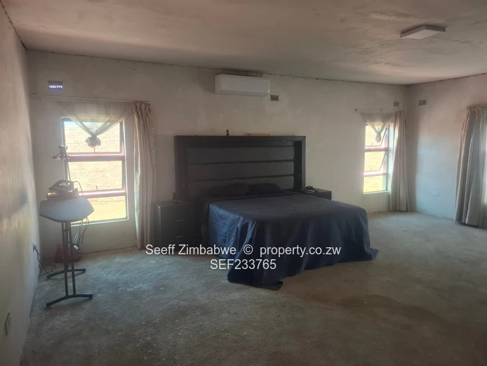 Ganges Road Frontage