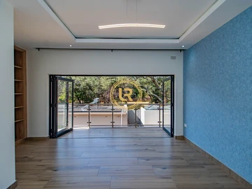 5 Bedroom Townhouse Complex