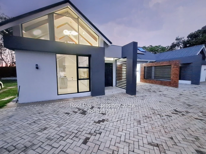 MODERN CLUSTER UNITS FOR SALE - SUNRIDGE, bordering Bluff Hill