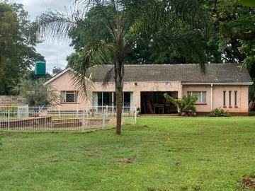 Solid House with a Pool & Borehole in Greendale