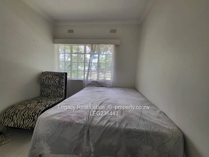 Prime 3-Bedroom Garden Flat For Sale – Upper Avenues