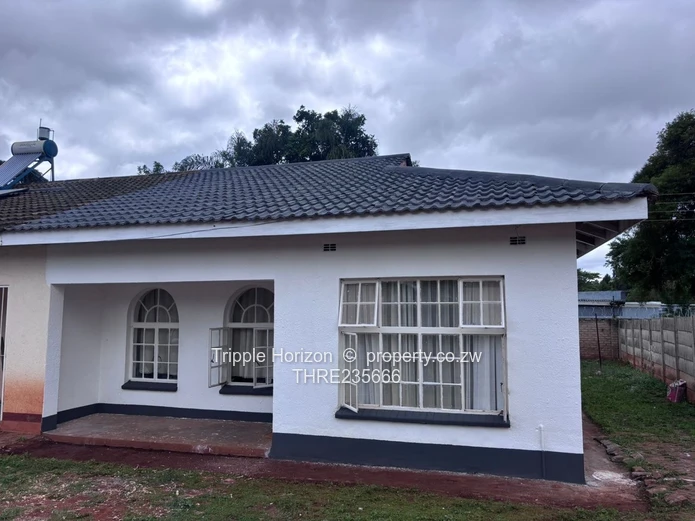 Refurbished Garden Flat For Sale (Sole Mandate)