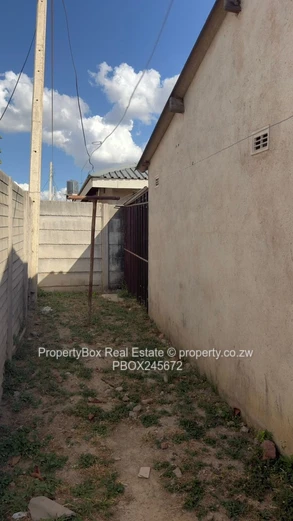 Budiriro Cabs 4 roomed house for rent available 1 May!