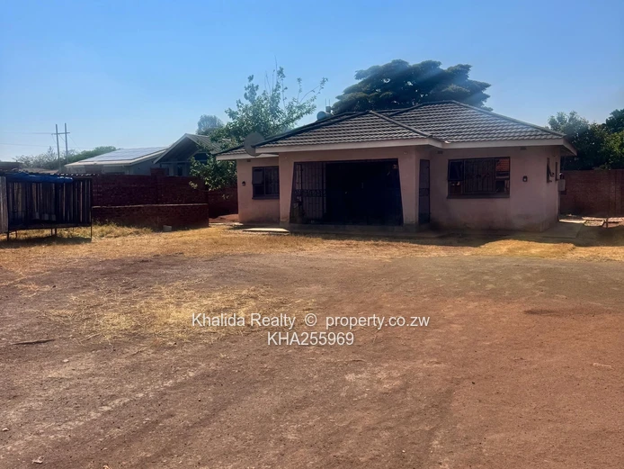 Gletwin stand with a 3 bed cottage for sale