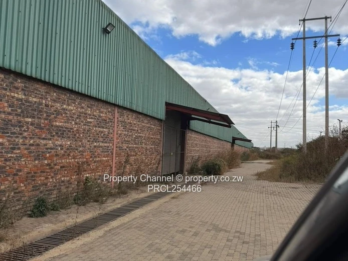 Willowvale Industrial Giant — 2.8 Ha | 3 Warehouses | Underground Tank