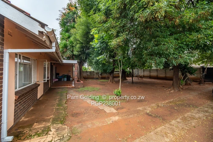 Perfect Starter Home in Cranborne (Sole Mandate)