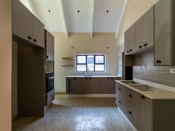 4 Bedroom Townhouse Complex