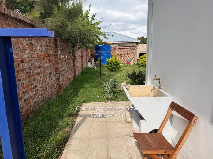 Arlington private gated community 3 beds main en-suite with cottage