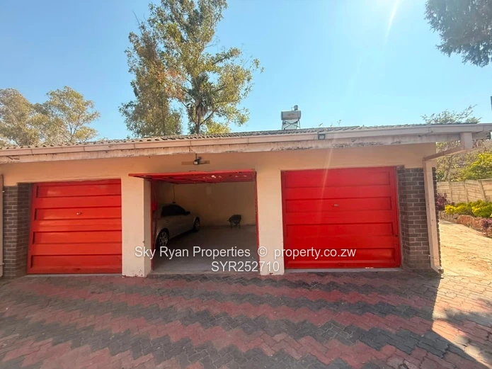 Monavae House To Let 