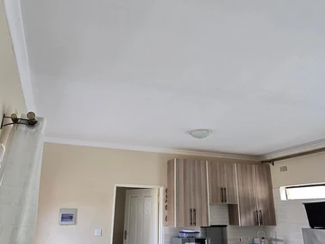 2 Bedroom Garden Flat