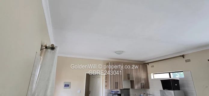 2 bed Apartment for Rental In Bluffhill 