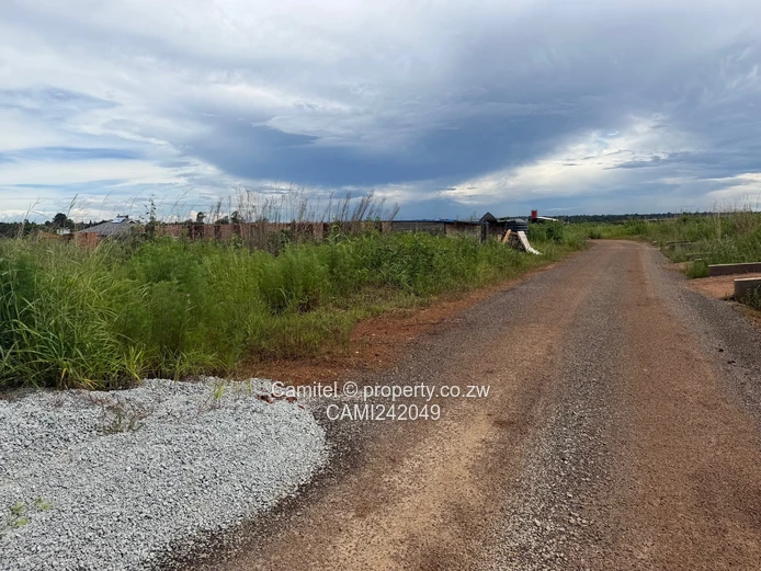 Nyeredzi Ridge 500sqm with deeds at slab level with 4 beds