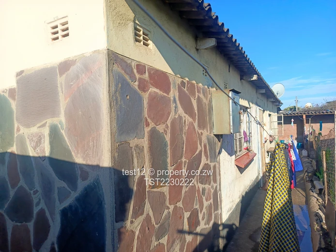 Highfields Western house for sale  (Sole Mandate)