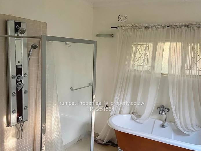 4 Bedroom Timeless Masterpiece In Glen Lorne For Sale (Sole Mandate)