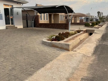 3 Bedroom Garden Flat