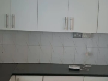 3 Bedroom Flat & Apartment