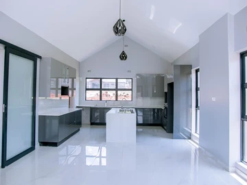 4 Bedroom Townhouse Complex