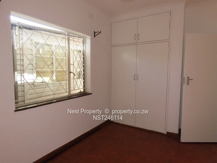2-Bedroom Garden Flat to Rent in Greystone Park