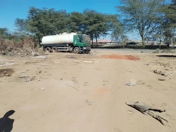 Madokero industrial stand for sale