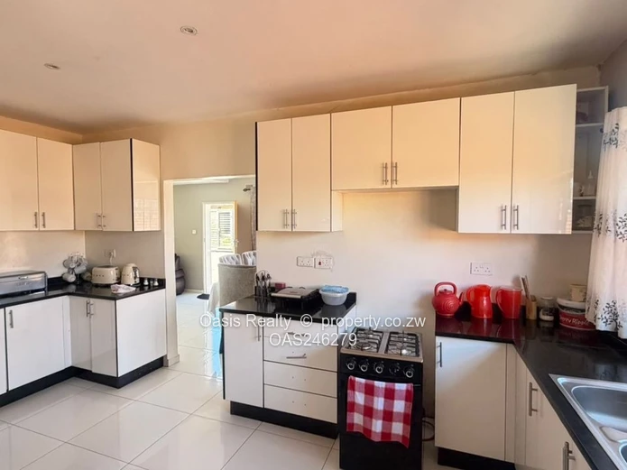 Mabvazuva Estate House For sale