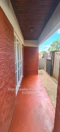 Well-kept 3-Bed Kuwadzana Home - Verandah & Walled
