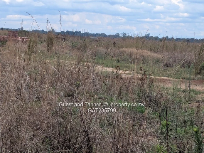 Fully Serviced Vacant Residential Corner Stand in Pomona City for Sale - Ready for Title!