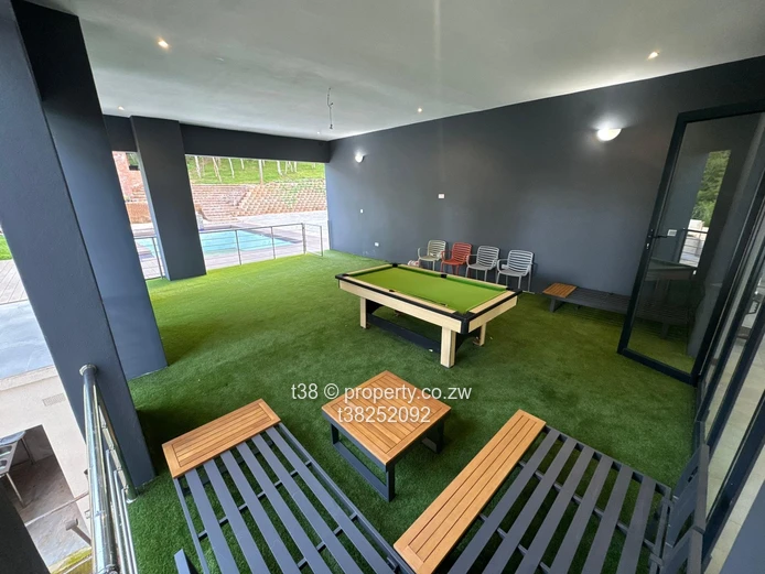 Luxury 5-Bed Umwinsidale: Pool, Terrace, Walk-in Closet & Borehole
