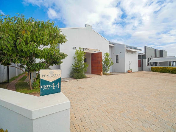 3 Bedroom Townhouse Complex