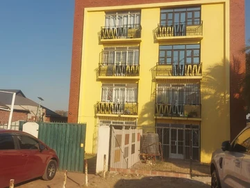Flat & Apartment