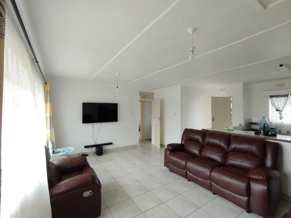 2 Bedroom Garden Flat