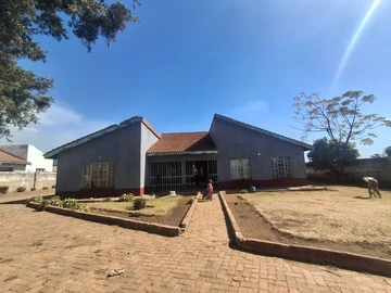 5 Bedroom House