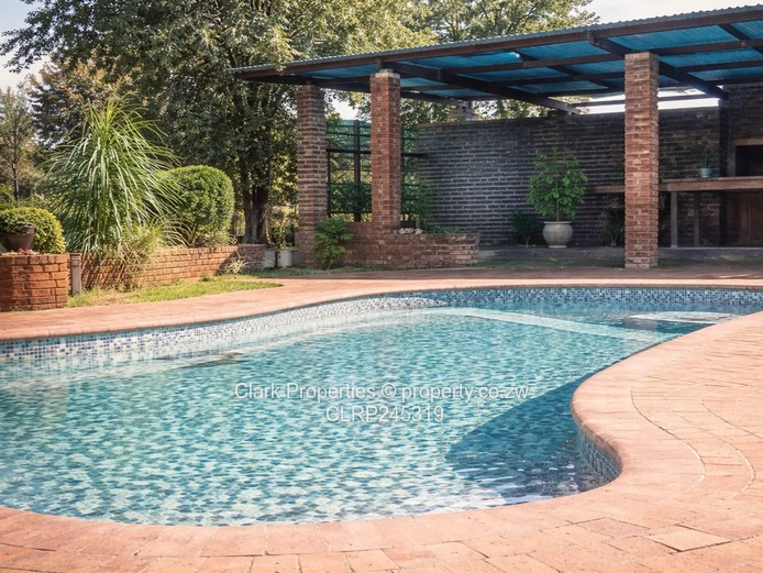 4-Bed Chiredzi Home on 2,100 m² — Pool & Borehole