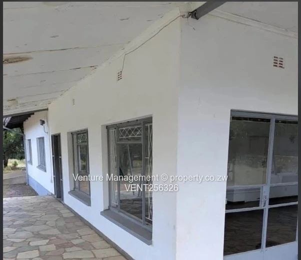 3 bed home| Close to the border | Beitbridge 