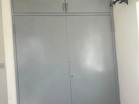 2 Bedroom Flat & Apartment