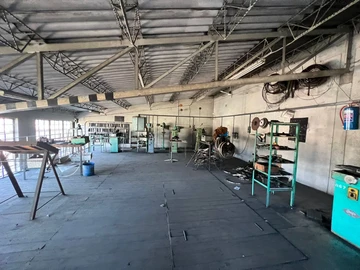 Warehouse & Factory