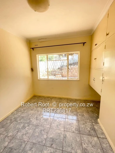 4 bed family home in Greystone Park