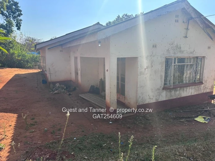 Prime Investment Property for Sale near Christmas Pass, Penhalonga, Mutare