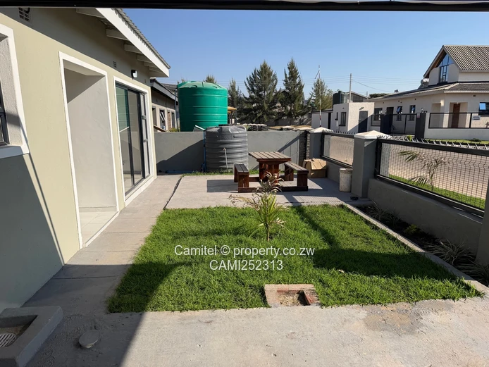 Modern Arlington 4-Bed Townhouse,Borehole ,Solar & 24hr Security