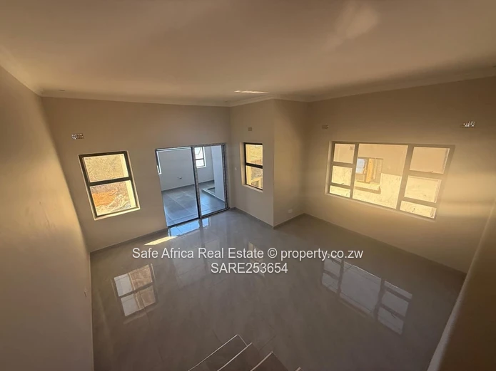 LUXURY 5-BEDROOM VILLA FOR SALE – CARRICK CREAGH   USD 380,000 | 500m² Stand | Title Deed
