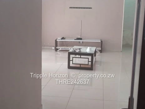 Modern 5-Bed Sandton Park Home with Stylish Kitchen & Borehole