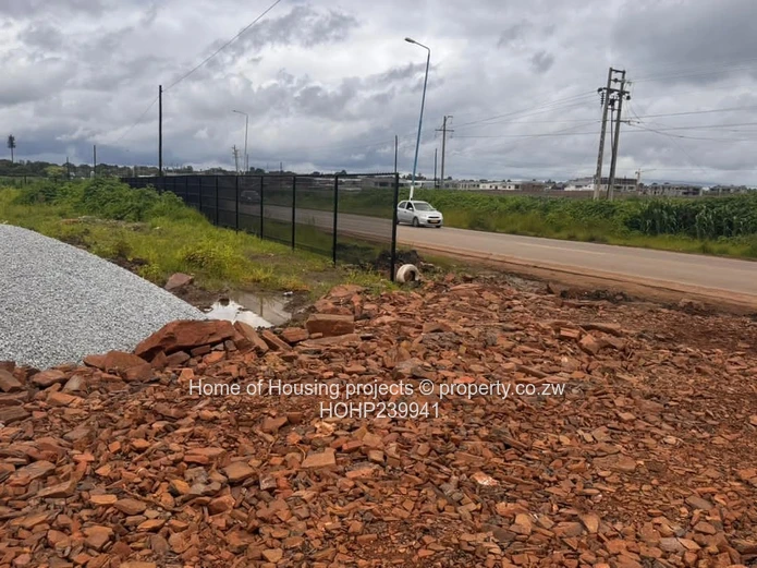 2100m² Mount Pleasant: Tarred Road Frontage, Subdividable