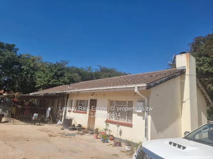 Comfortable Living Off Forbes Road,A Rare Find In Uplands Waterfalls
