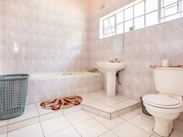 Commercial & Industrial Land