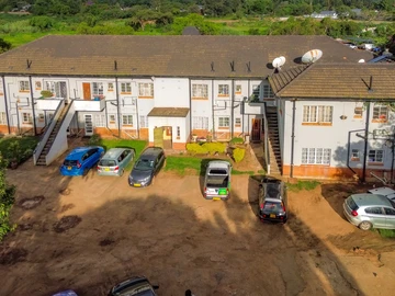 2 Bedroom Flat & Apartment