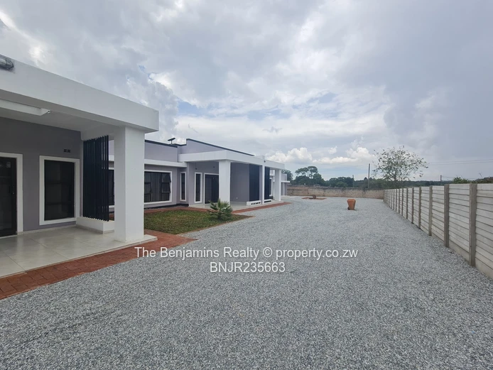 3 Bed 2 Bath Townhouse To Let